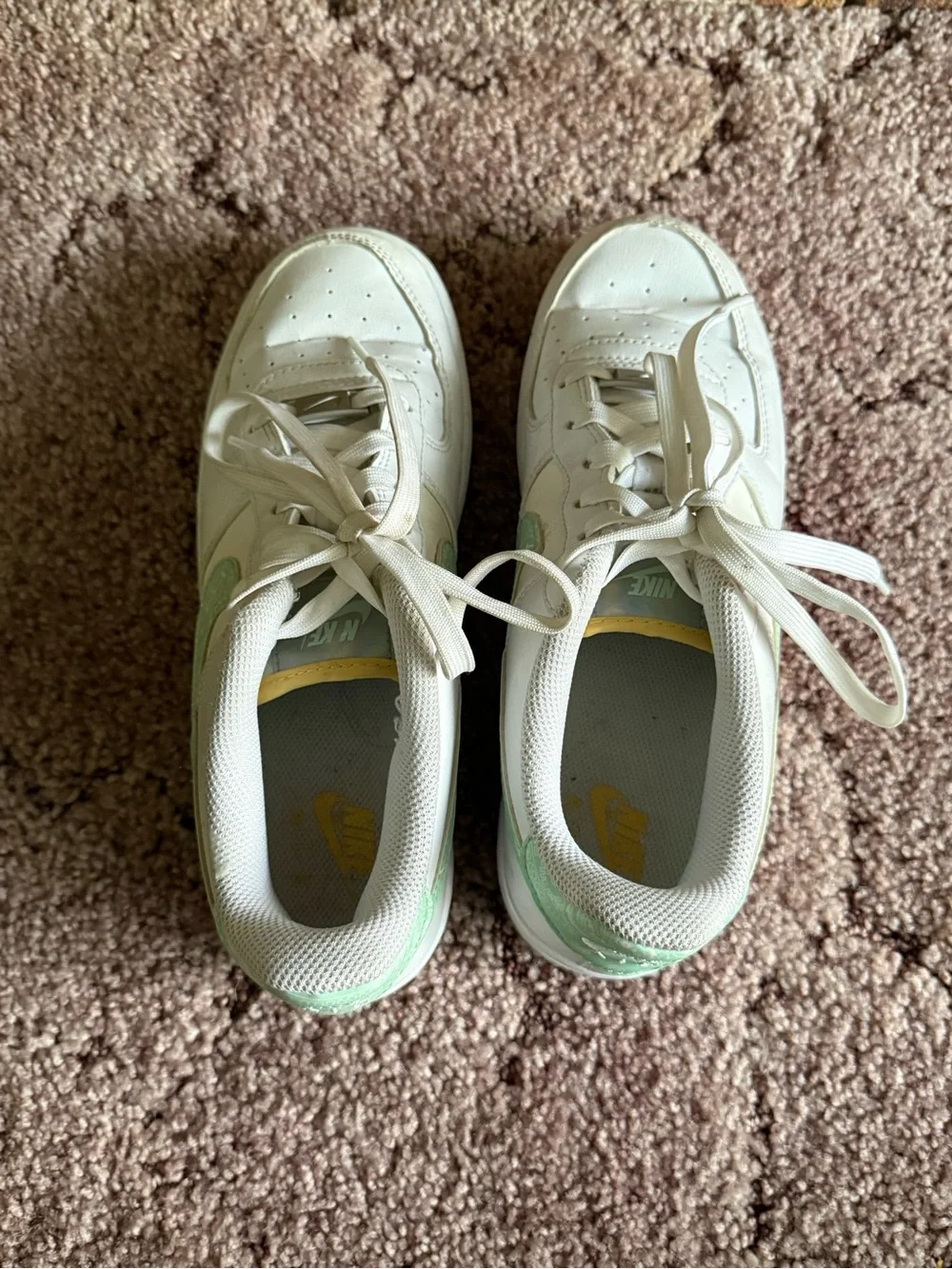{Nike}-Size: 7Y-Air Force 1 with Mint Green Swoosh